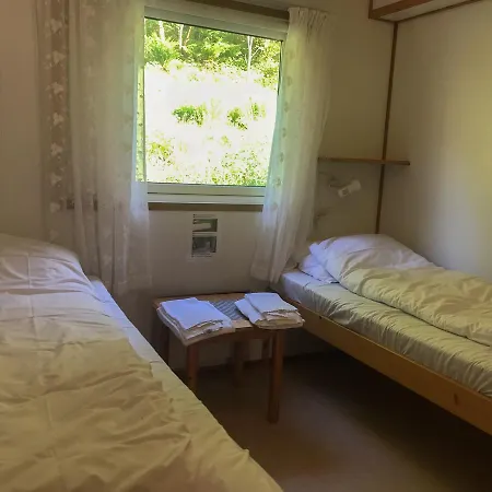 Hjorundfjord بيت شباب *
